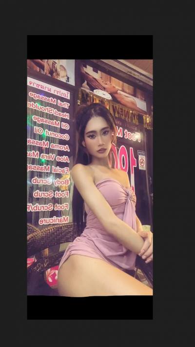 Tinnapop 19 Jahre Pattaya Thailand