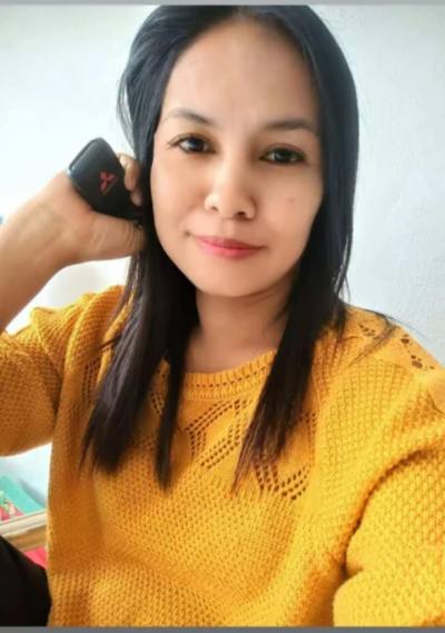 Nid 44 Jahre Sisaket Thailand