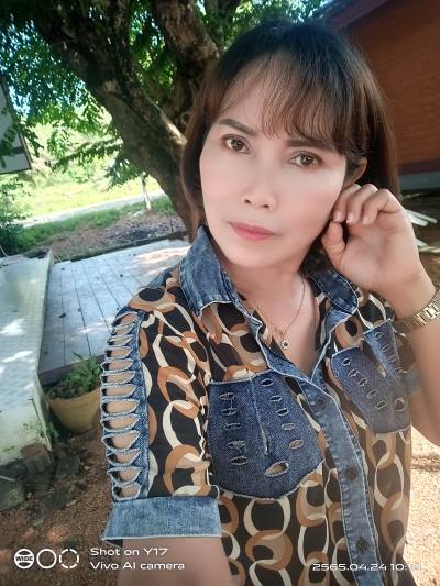 Somjai 56 ans เมือง Thaïlande