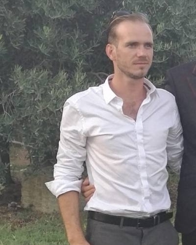 Jonathan 37 ปี Millau France