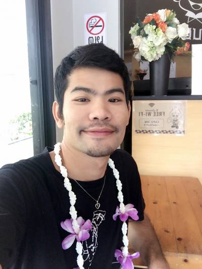 Theeradech 44 ans Gay Guy  Thaïlande
