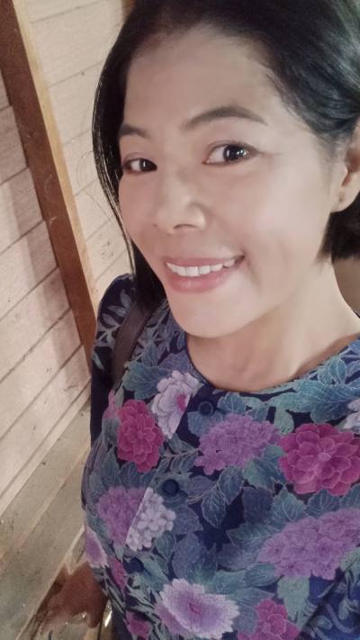 Pinyada 42 ans Bangkok Thaïlande
