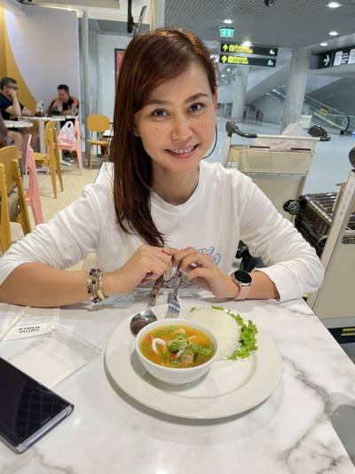 Aee 44 ans Muang  Thaïlande