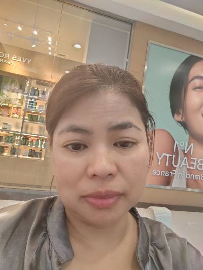 Pranee 48 Jahre Bangkok Thailand