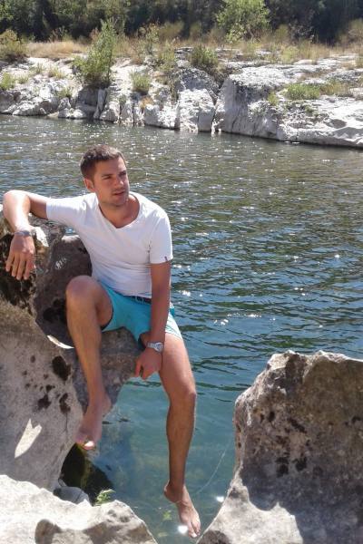 Alexander 44 years Biganos France