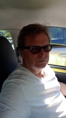 Emmanuel 62 ปี Paris France