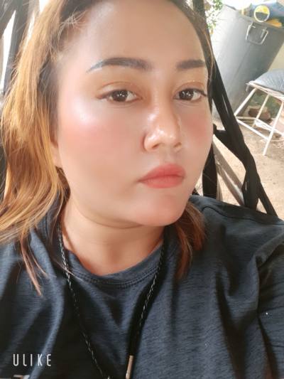 Or 33 ans Tamaka Thaïlande