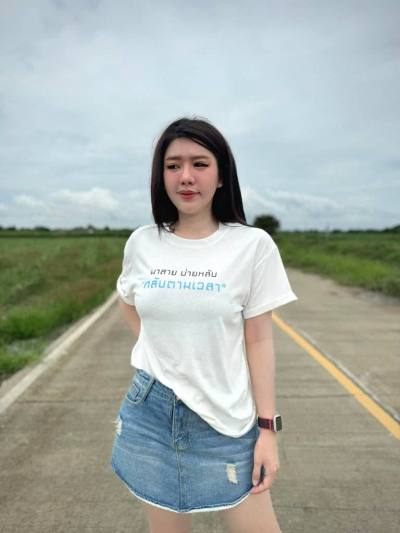 Napi 31 Jahre Bangkok Thailand