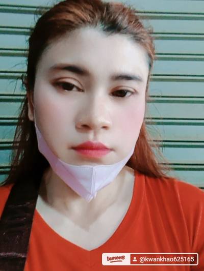 NUTCHANAT 44 ans Sakaeo  Thaïlande