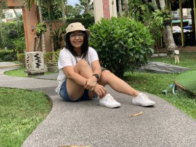 Nim 49 ans Muang  Thaïlande