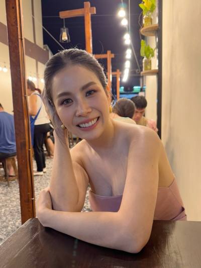 Ploy 39 ans Bangkok Thaïlande