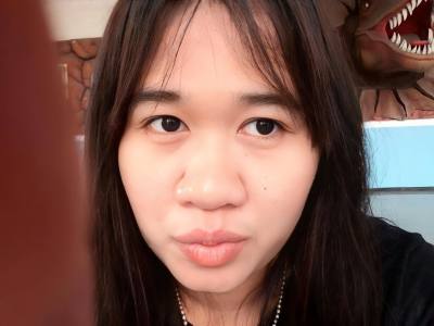 Namfon. thaitae 26 Jahre วังน้ำเย็น Thailand