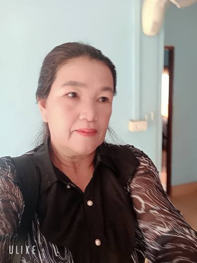 Lek 53 ans พรเจริญ Thaïlande