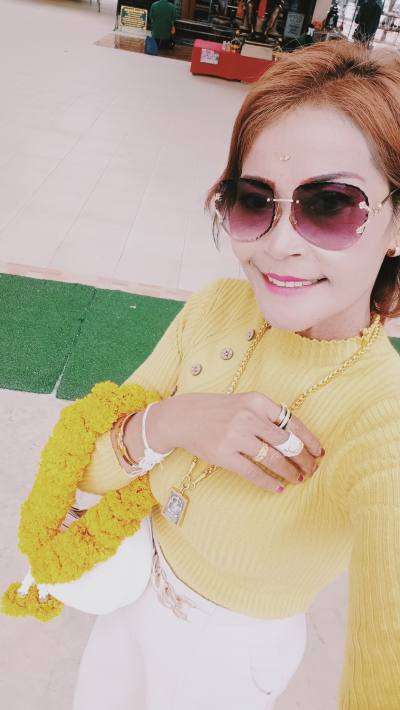 Srisuwan 52 ans Mang Chaiyaphum Thaïlande