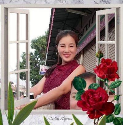 Maythanee 59 ans Amphoe Akatthon Thaïlande
