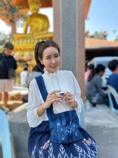Napat 29 ans Vera Thaïlande