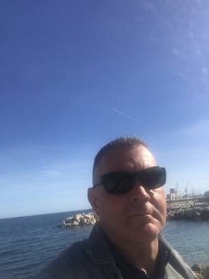 Frederic 55 ปี  France