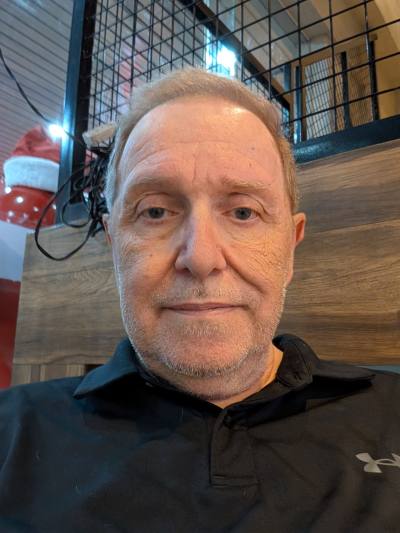 Alan 65 ปี Vancouver Canada