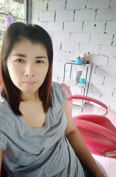 Lumduon 38 ans อ.สนามชัยเขต Thaïlande