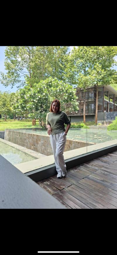 Thamonwan 47 Jahre Chiangmai Thailand
