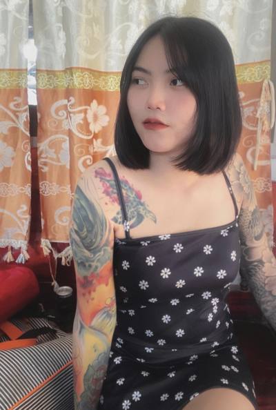Supada 25 ans Udon Thaïlande