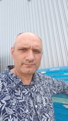 Marius 45 ปี Timișoara Romania