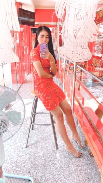 Tukky 34 years Sisaket Thailand