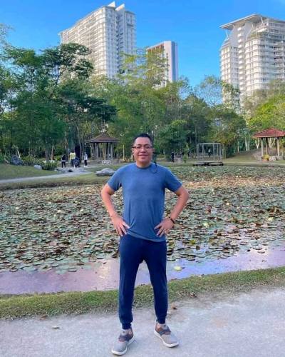Charone 27 ปี Bangkok ไทย