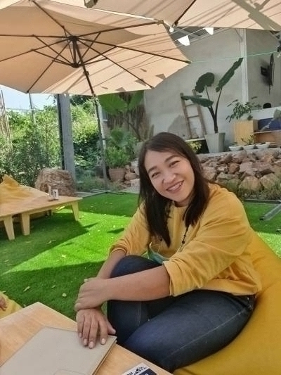 Anong 40 ans Khok Charoen Thaïlande