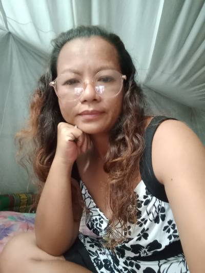 Julee 41 Jahre The Country  Thailand