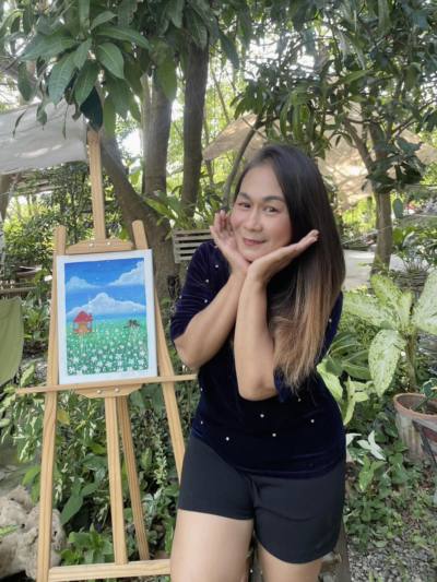 Jina 46 Jahre Singburi Thailand
