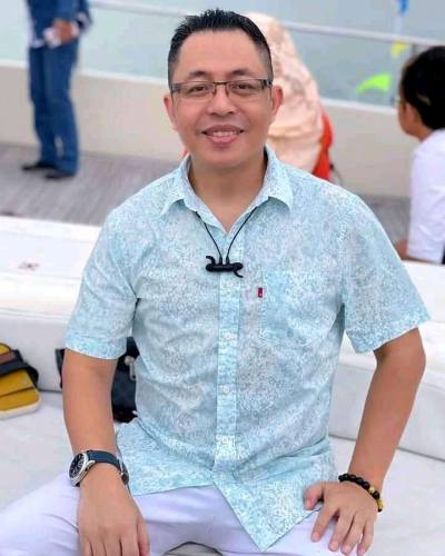 Charone 27 ปี Bangkok ไทย