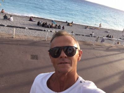 Hugues 52 ans Nice France