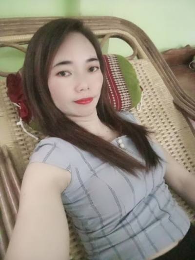 Laddawan 39 Jahre Phon Phisai Thailand