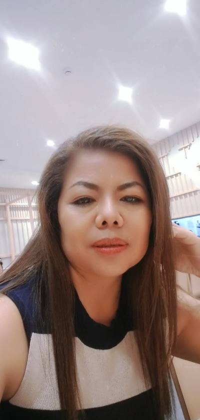 Yupin 43 ans Bangkok Thaïlande