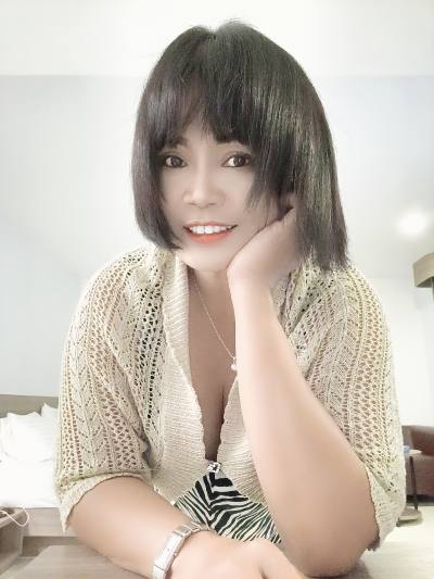 Nacha Site de rencontre femme thai Thaïlande rencontres célibataires 33 ans