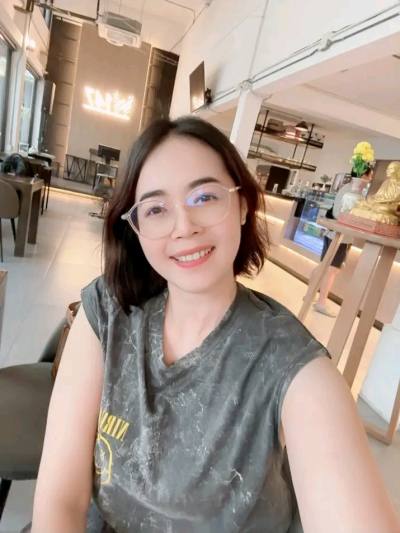 Thiamporn 39 ans Udon Thani Thaïlande