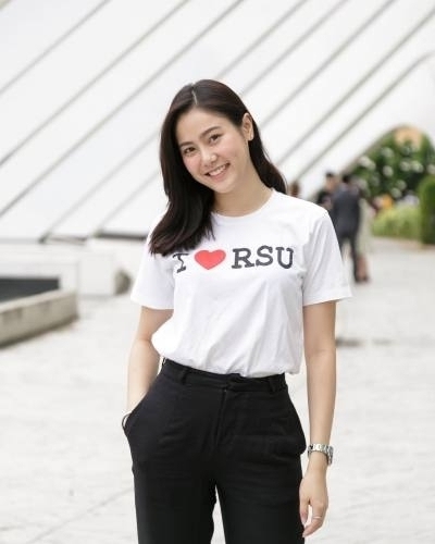 Malee 33 ans Nakhonsawan Thaïlande