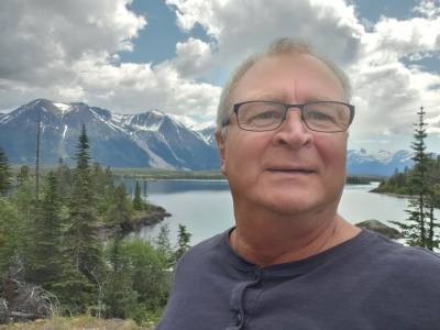 Paul 66 ปี Whitehorse  Canada