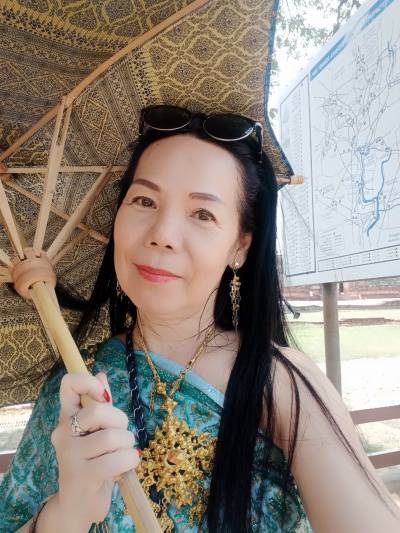 Suwanna 53 Jahre นครนายก Thailand