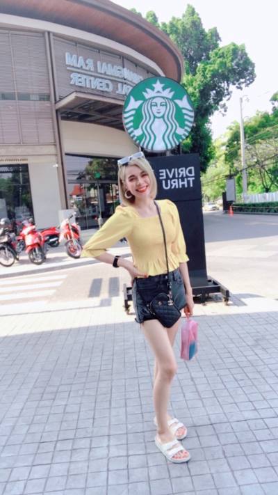 Honey 37 ans Muang  Thaïlande