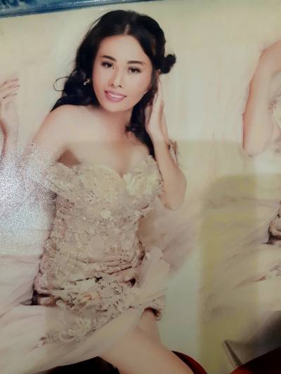 Tan 46 Jahre Nonthai Thailand