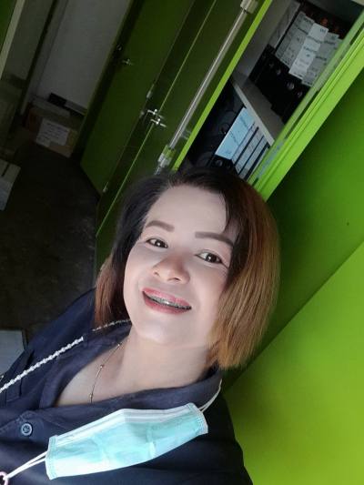 Noi 49 ans Muang  Thaïlande