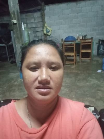 Kwan 39 ans U.s.a Thaïlande