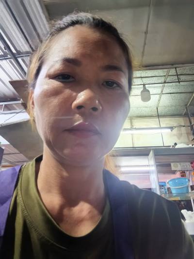 Suntharee 45 years Pipun Thailand