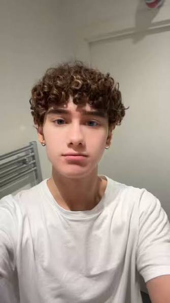 Kevin 19 ปี Hildesheim Germany