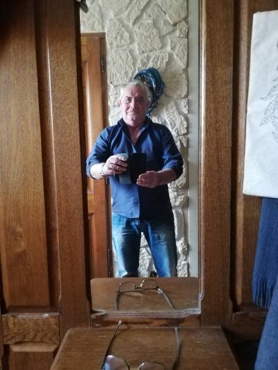 Guyvial 66 ปี Laigneville France