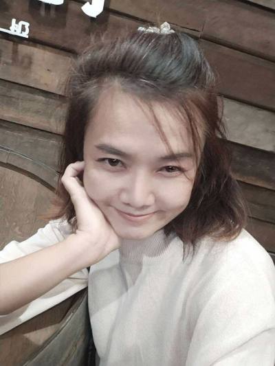 Mon 49 years Center Thailand