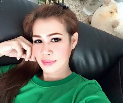 Adisaya 45 ans Meung Thaïlande
