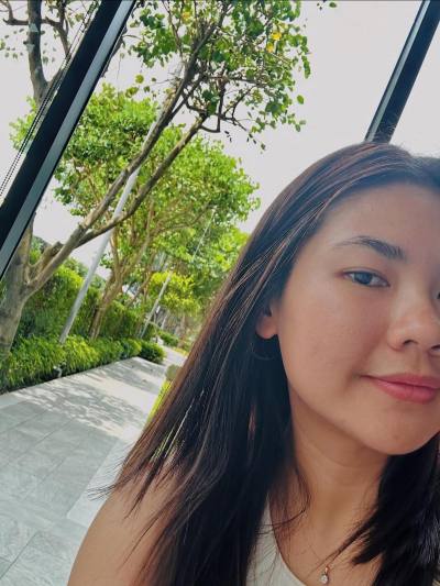 Oraphun 34 years Bangkok Thailand